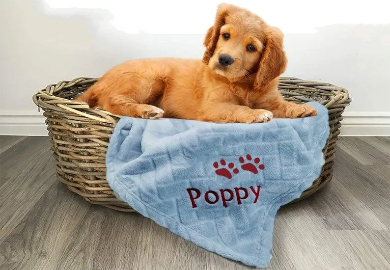 Pet Embossed Jacquard Flannel blanket