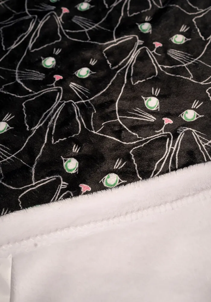 Pop-under Cat Faces Print Plush Blanket